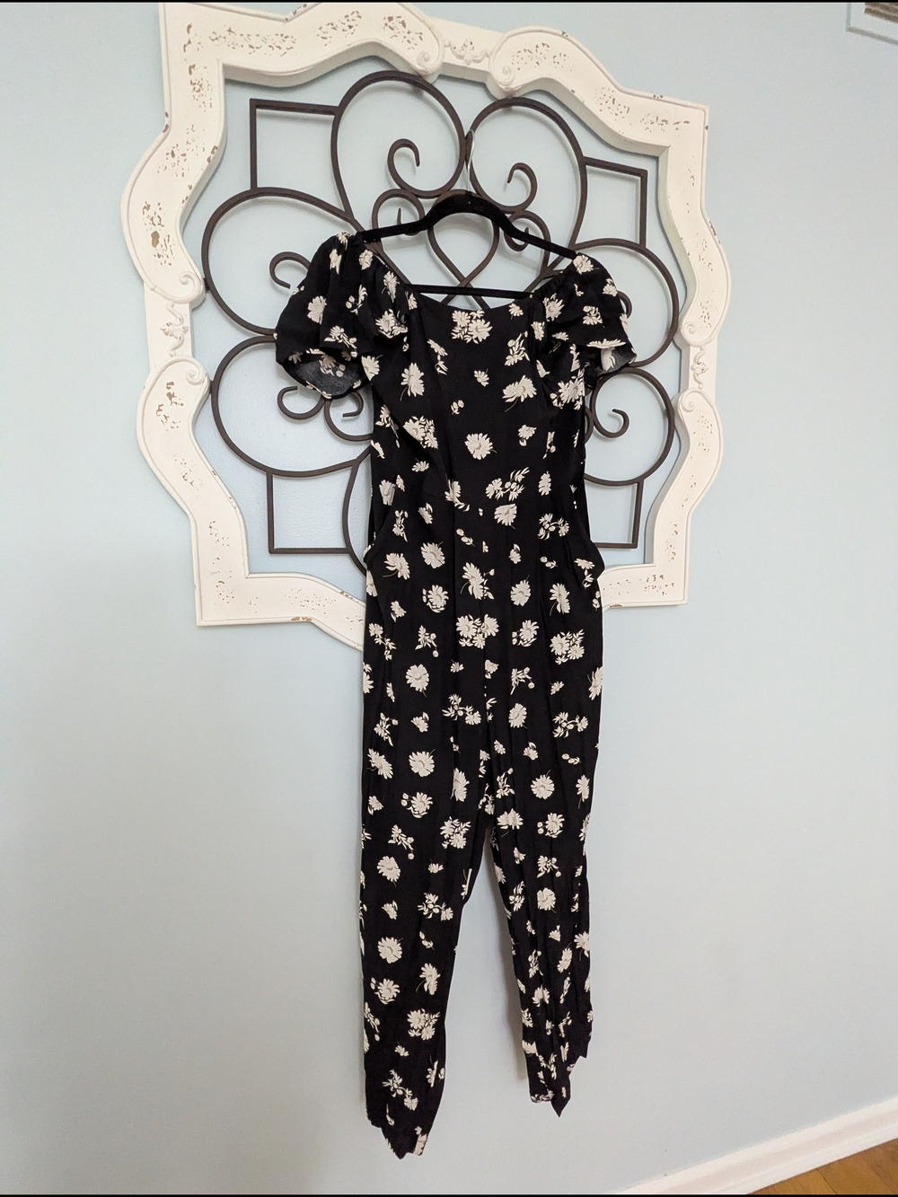 Ann Taylor LOFT Black & White Floral Jumpsuit with Puff Sleeves